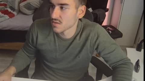 Snapshot of blazinghoney chatting on December 25, 8:17 pm Honey online show from December 25, 8:17 pm