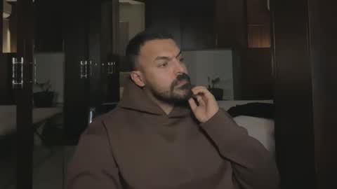 Leo online show from November 28, 6:49 am