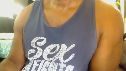 Snapshot of blkbiguncut10462 chatting on February 21, 4:07 am blkbiguncut10462 online show from February 21, 4:07 am