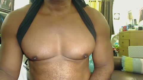 Snapshot of blkbiguncut10462 chatting on December 10, 3:08 am blkbiguncut10462 online show from December 10, 3:08 am