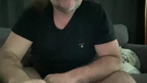 Snapshot of bllyidol chatting on December 28, 9:42 am BlIdoL online show from December 28, 9:42 am