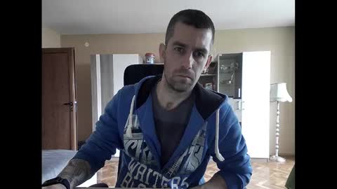 Snapshot of blue_eyed_wolf chatting on February 28, 12:31 pm Runaway online show from February 28, 12:31 pm