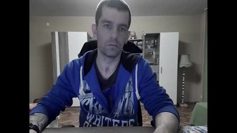 Snapshot of blue_eyed_wolf chatting on February 13, 8:24 pm Runaway online show from February 13, 8:24 pm