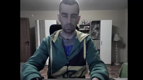 Snapshot of blue_eyed_wolf chatting on December 25, 2:34 pm Runaway online show from December 25, 2:34 pm