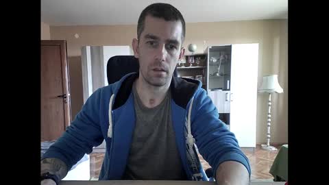 Snapshot of blue_eyed_wolf chatting on March 5, 2:56 pm Runaway online show from March 5, 2:56 pm