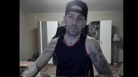 Snapshot of blue_eyed_wolf chatting on January 23, 9:07 pm Runaway online show from January 23, 9:07 pm