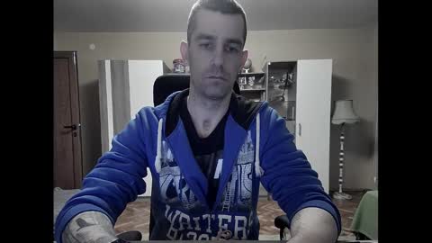 Snapshot of blue_eyed_wolf chatting on February 22, 3:54 pm Runaway online show from February 22, 3:54 pm