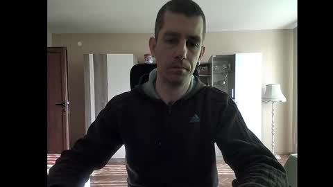 Snapshot of blue_eyed_wolf chatting on January 13, 8:58 am Runaway online show from January 13, 8:58 am