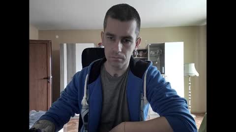 Snapshot of blue_eyed_wolf chatting on March 2, 8:38 am Runaway online show from March 2, 8:38 am