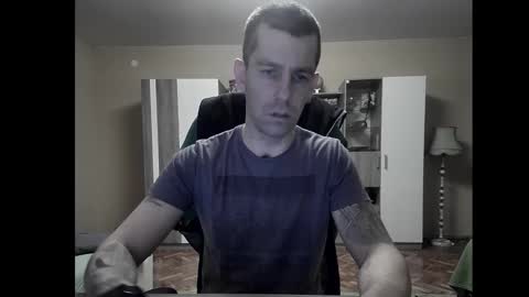 Snapshot of blue_eyed_wolf chatting on January 5, 8:00 pm Runaway online show from January 5, 8:00 pm