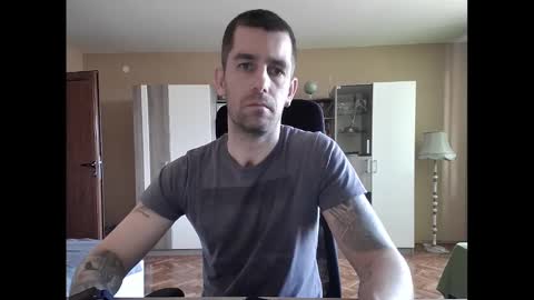 Snapshot of blue_eyed_wolf chatting on March 7, 2:45 pm Runaway online show from March 7, 2:45 pm