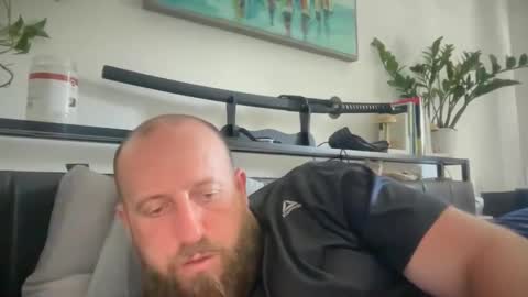blue_eyes247 online show from May 10, 6:31 pm