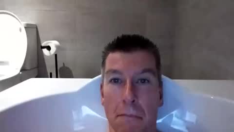 Snapshot of blueeyesteele chatting on September 14, 3:47 pm blueeyesteele online show from September 14, 3:47 pm