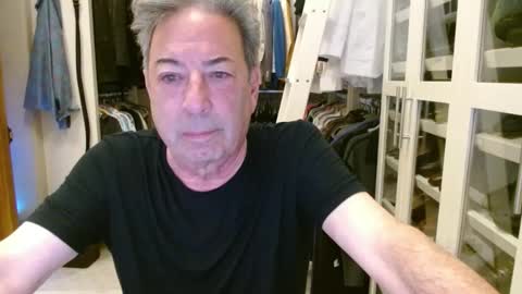 blueisles online show from December 9, 9:06 am