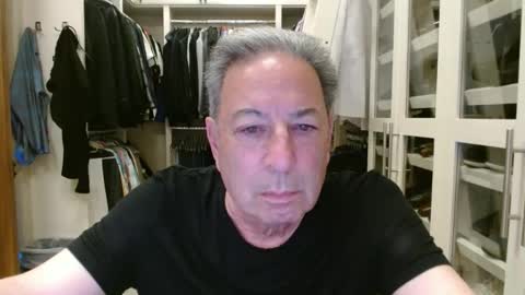 blueisles online show from February 9, 3:11 am