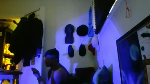 bluevegeta143 online show from February 24, 4:52 pm