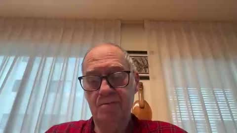 Snapshot of blueyedudeseattle chatting on September 18, 2:30 pm Blueyedudeseattle online show from September 18, 2:30 pm