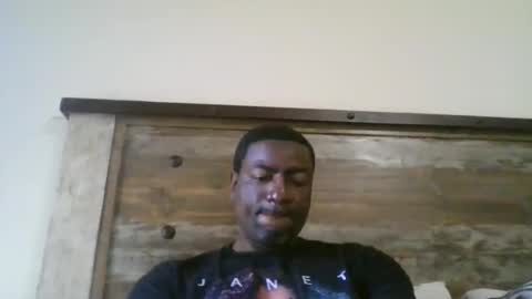 bluuthunder1914 online show from December 2, 6:30 pm