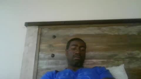 bluuthunder1914 online show from September 9, 4:39 pm