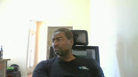 bluuthunder1914 online show from September 17, 5:03 pm