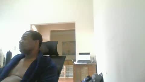 bluuthunder1914 online show from December 9, 2:08 pm