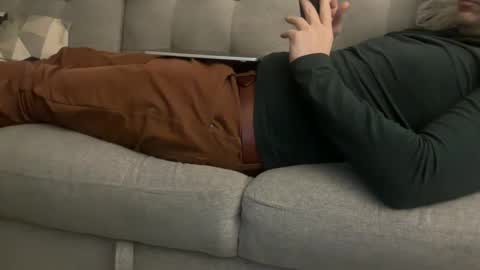 bmclovin_7 online show from February 11, 5:16 am