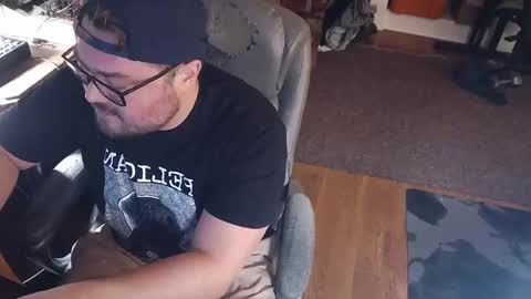 Snapshot of bnitehawk1234 chatting on September 15, 8:04 am harry cockins online show from September 15, 8:04 am