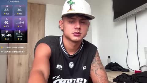 Bob  INDEPENDENT MODEL online show from February 9, 5:50 pm