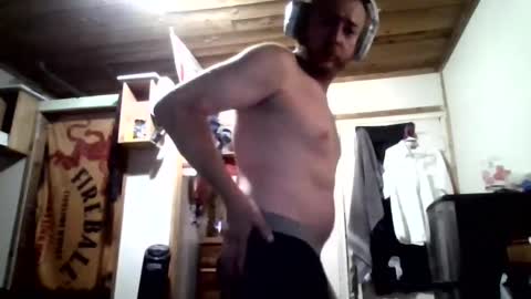 bobert420 online show from October 4, 8:41 am