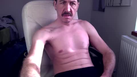 Snapshot of body7791 chatting on March 6, 6:52 am body7791 online show from March 6, 6:52 am