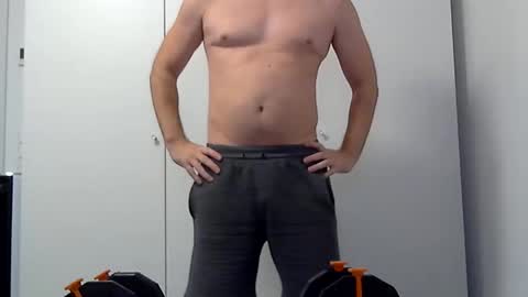 boopye online show from November 3, 8:18 am