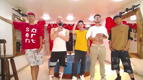 THOMAS AND DAMIAND online show from February 10, 4:08 am