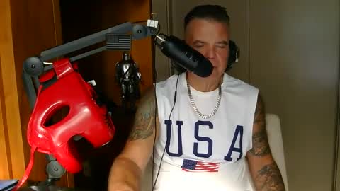 BOSS online show from October 8, 6:56 pm