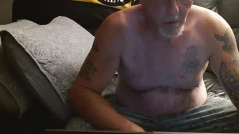 bostonguy1969 online show from July 15, 3:13 am