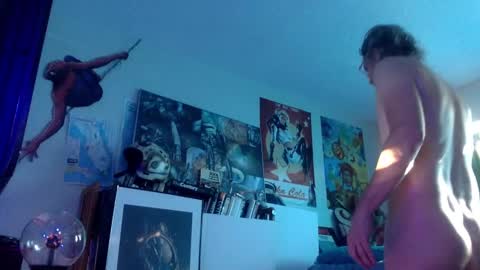 Bottomboo7 online show from September 15, 12:39 pm