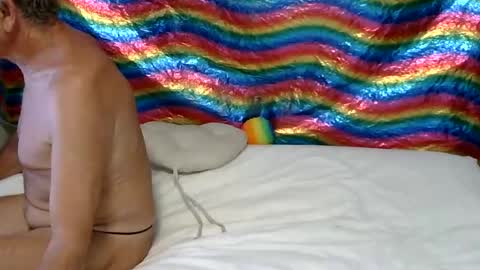 bottomdaddyforyou925375 online show from July 4, 6:22 pm