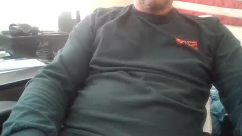 Snapshot of bourbonman144 chatting on October 1, 10:25 pm bourbonman144 online show from October 1, 10:25 pm