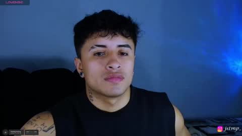 boy_nauthy online show from November 6, 6:55 pm