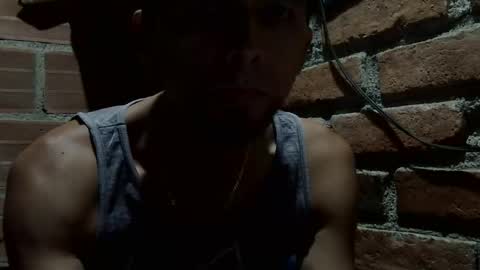 Snapshot of boycumlatino21 chatting on September 29, 2:54 am Boy online show from September 29, 2:54 am