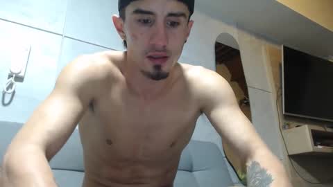 Felipe  online show from March 20, 11:08 pm