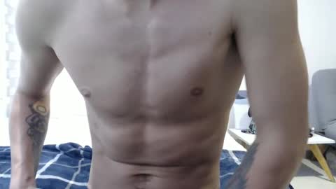 Snapshot of boyfriend_fuckme chatting on February 4, 8:49 pm Felipe  online show from February 4, 8:49 pm