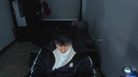 Snapshot of boylatin_777 chatting on January 9, 12:19 pm miguel  online show from January 9, 12:19 pm