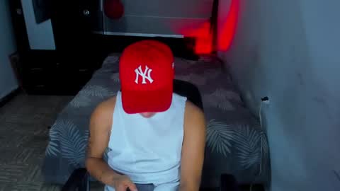 Snapshot of boylatin_777 chatting on January 8, 4:34 am miguel  online show from January 8, 4:34 am