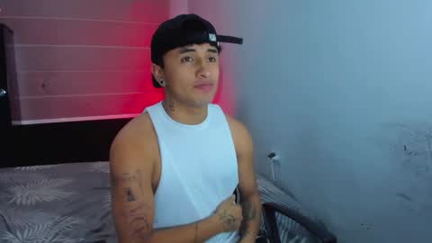 Snapshot of boylatin_777 chatting on January 4, 3:40 am miguel  online show from January 4, 3:40 am