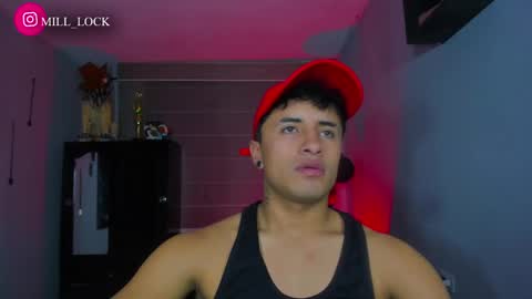 Snapshot of boylatin_777 chatting on December 4, 8:12 am miguel  online show from December 4, 8:12 am