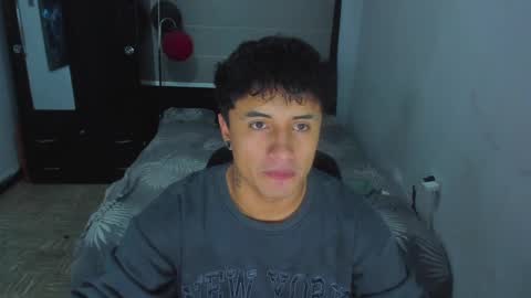 Snapshot of boylatin_777 chatting on January 10, 3:18 am miguel  online show from January 10, 3:18 am