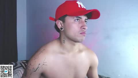 Snapshot of boylatin_777 chatting on September 23, 8:57 am miguel  online show from September 23, 8:57 am