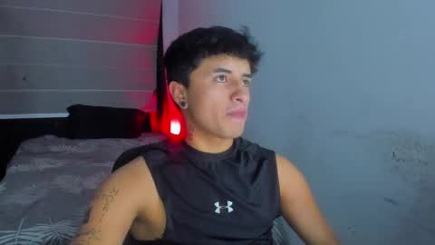 Snapshot of boylatin_777 chatting on January 7, 3:05 am miguel  online show from January 7, 3:05 am