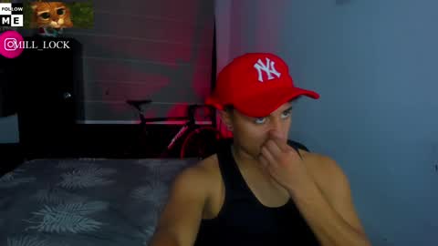 Snapshot of boylatin_777 chatting on December 13, 4:54 am miguel  online show from December 13, 4:54 am