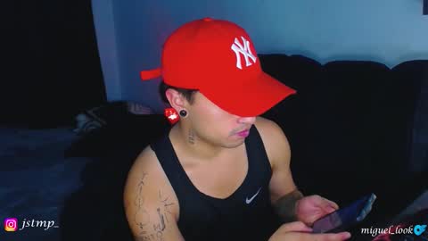 Snapshot of boylatin_777 chatting on October 3, 5:12 am miguel  online show from October 3, 5:12 am